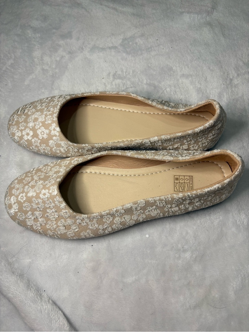 Beige Floral Lace Ballet Flats - Women's Casual Slip-Ons - Picture 2 of 3